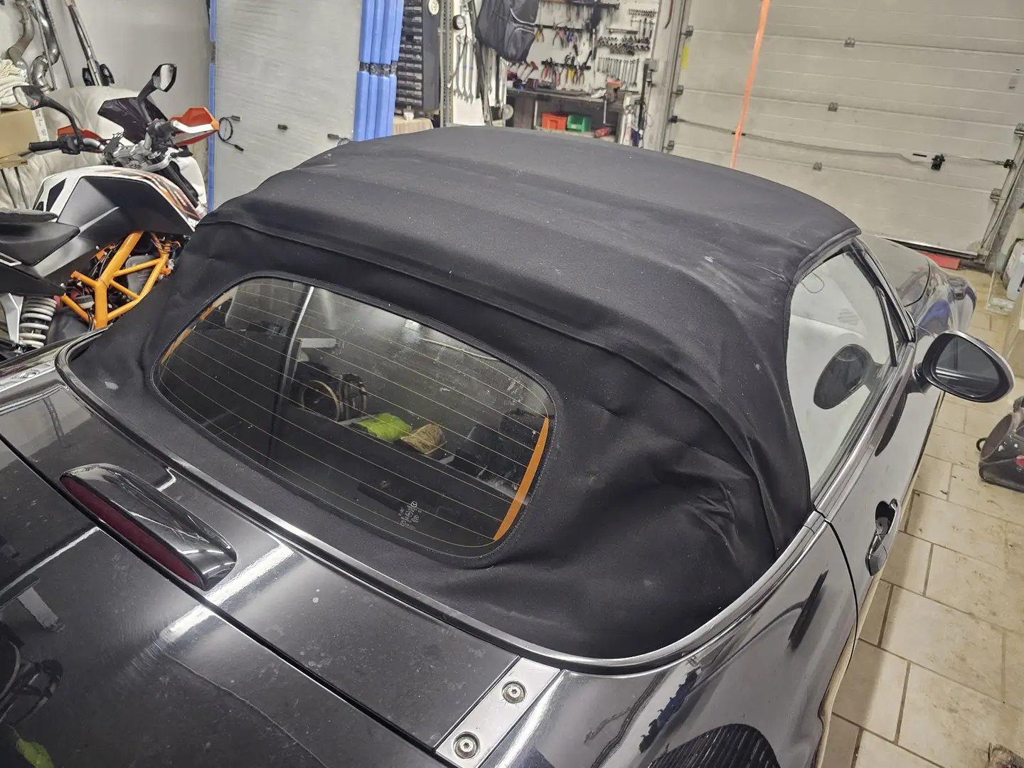 Mazda MX-5 2,0i Revolution - 2