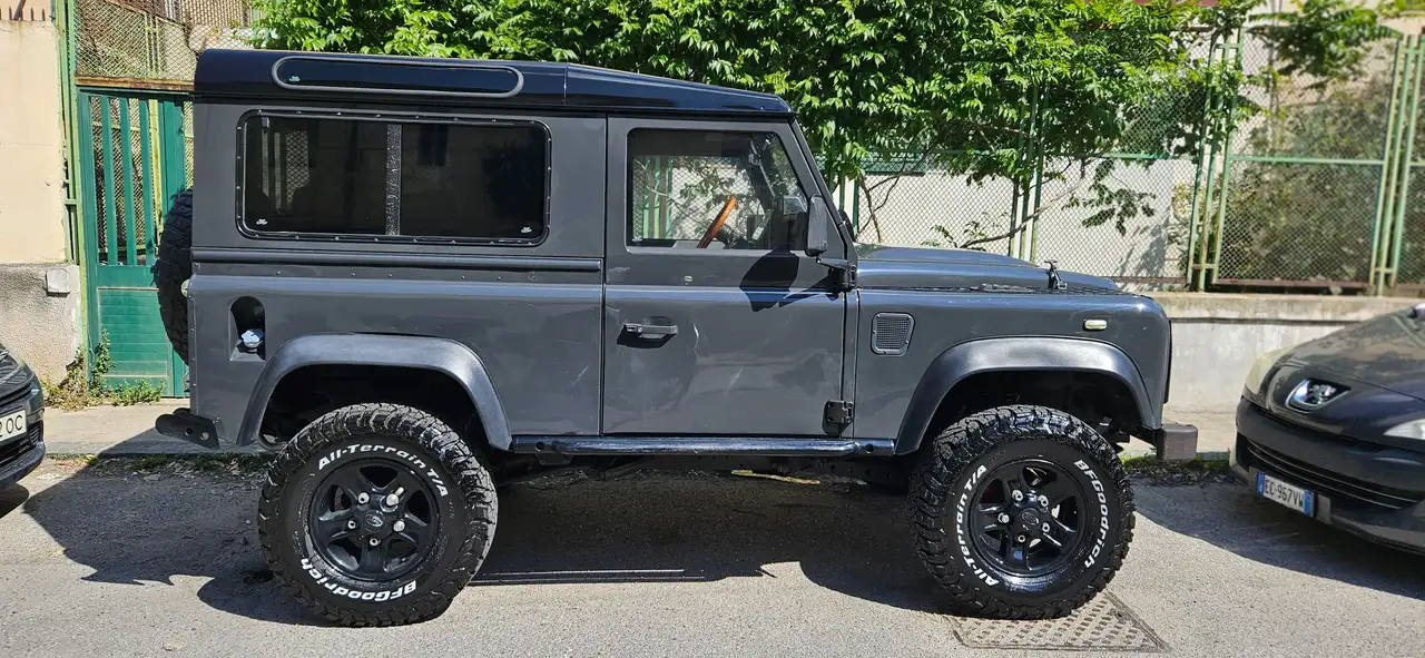 Land Rover Defender 90 2.5 td5 E SW, foto 3