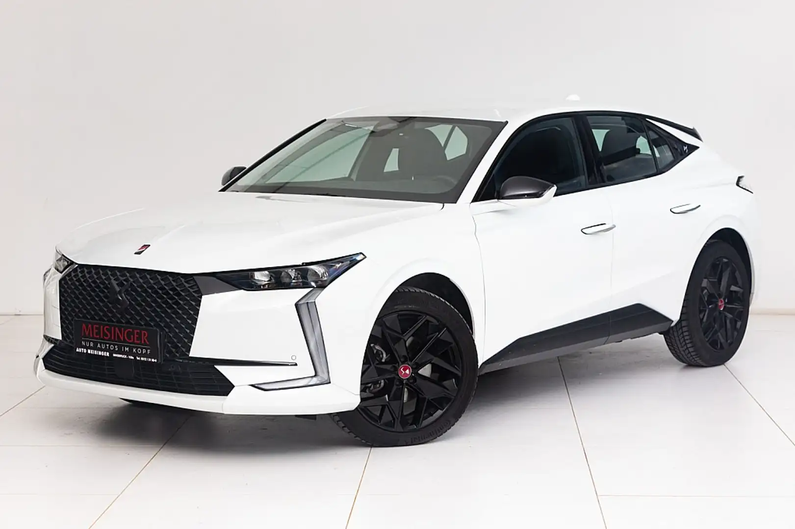 DS Automobiles DS 4 BlueHDi 130 Performance Line Weiß - 1