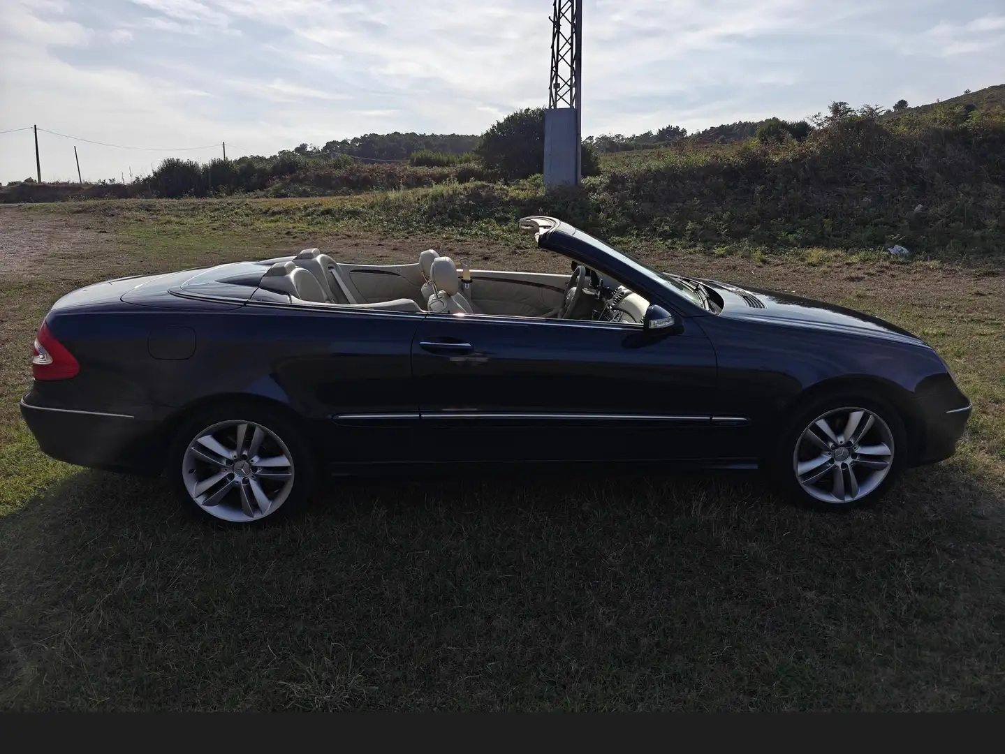 Mercedes-Benz CLK 320 Cabrio Elegance Bleu - 2