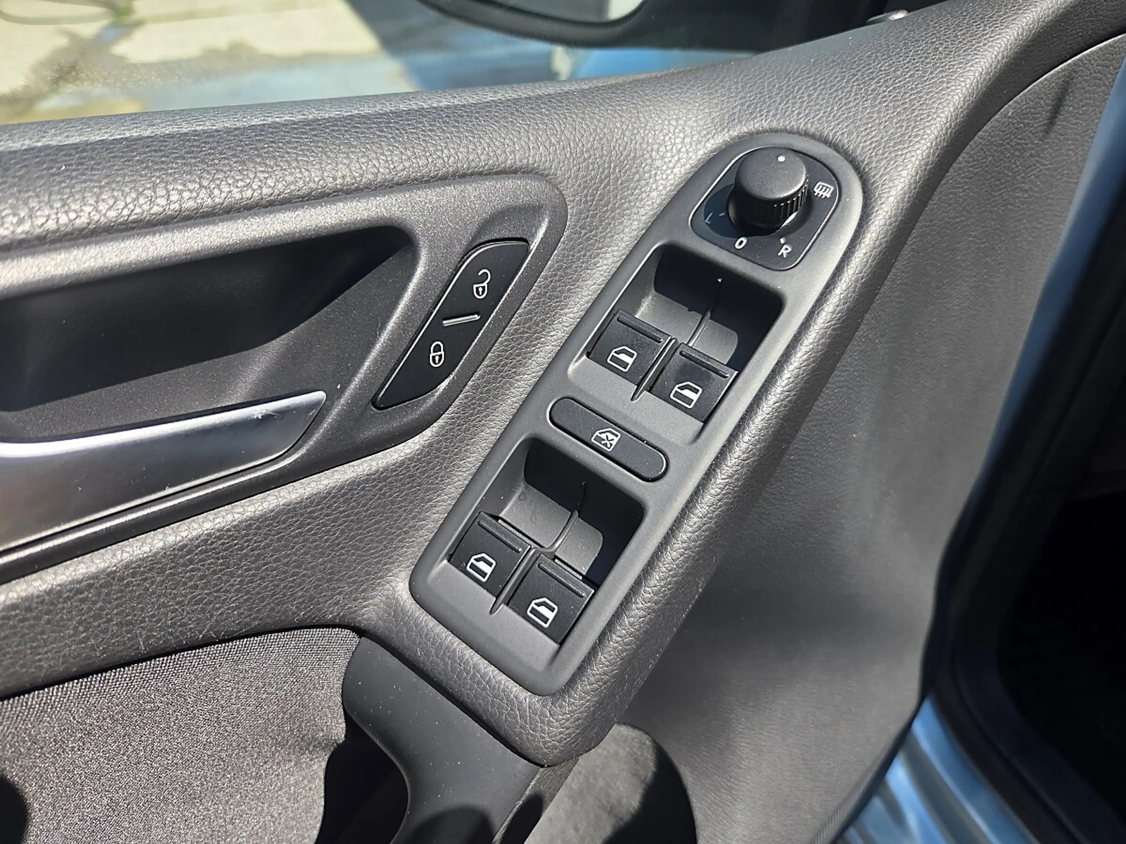 Volkswagen Golf R abbit 2012 BMT 1,2 TSI — photo 11