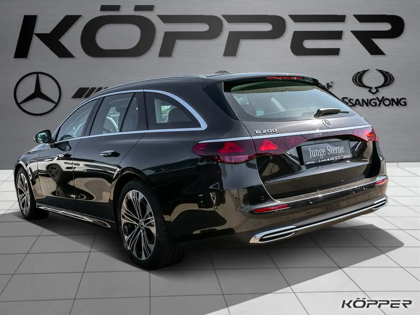 Mercedes-Benz E 200 T Advanced Avantgarde Distr. Kamera Pano Grau - 2