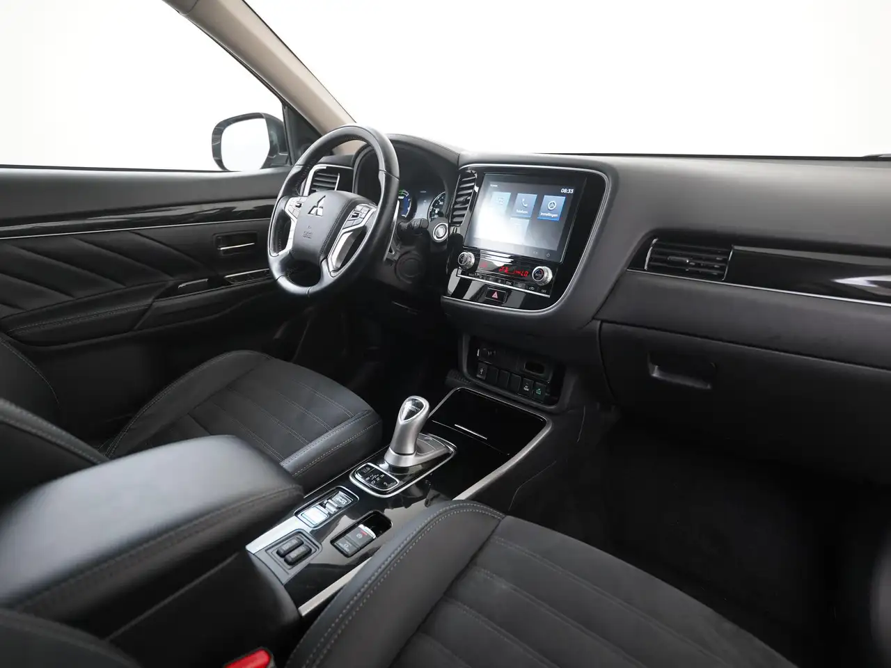 Mitsubishi Outlander 2.4 PHEV Intense S Trekhaak Leder/Alcantara, миниатюра 2