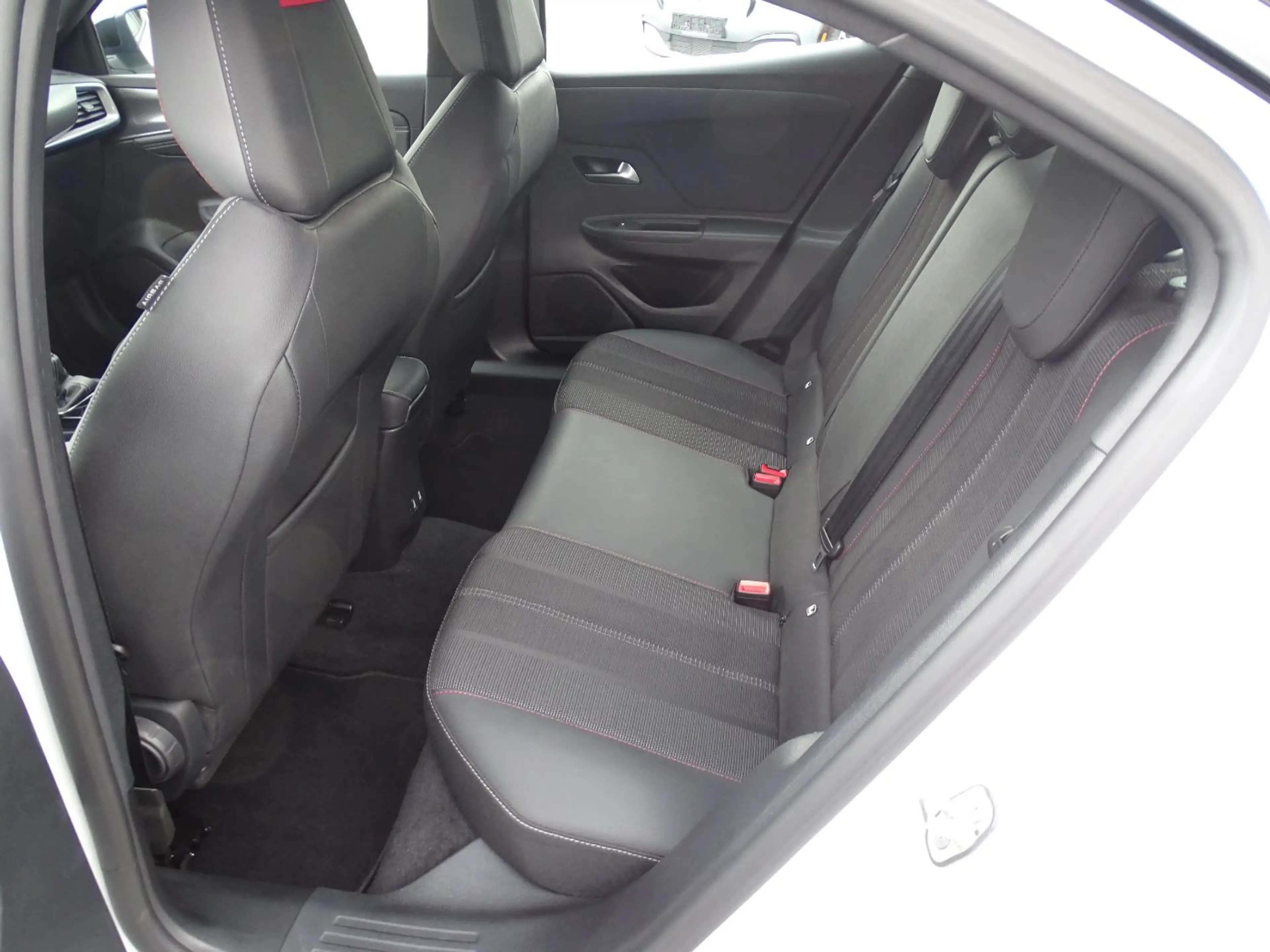 Opel Mokka 1.2 Turbo GS Line *ACC*Kamera*beh.Lenk*Navi — photo 13