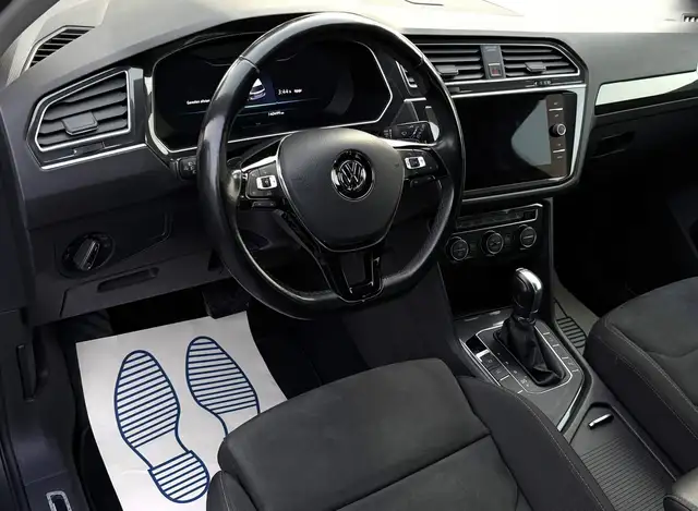 Volkswagen Tiguan view 7
