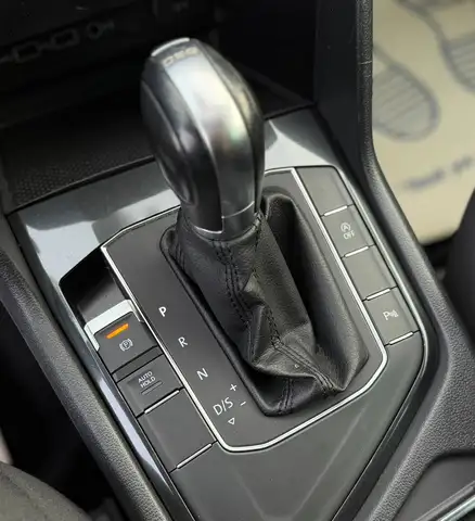 Volkswagen Tiguan view 9