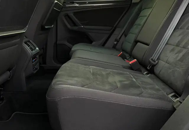Volkswagen Tiguan view 6