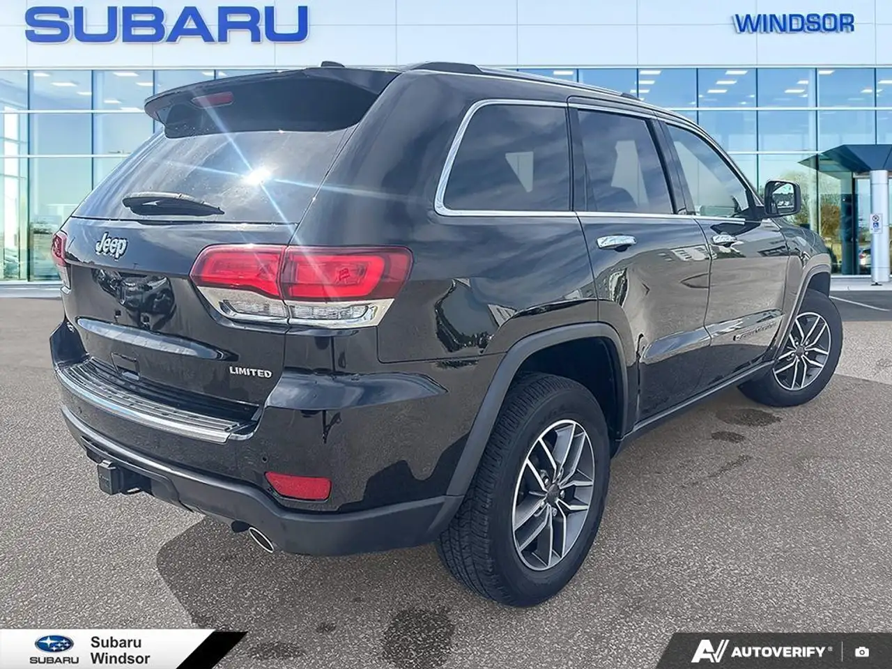 Jeep Grand Cherokee снимка Jeep Grand Cherokee