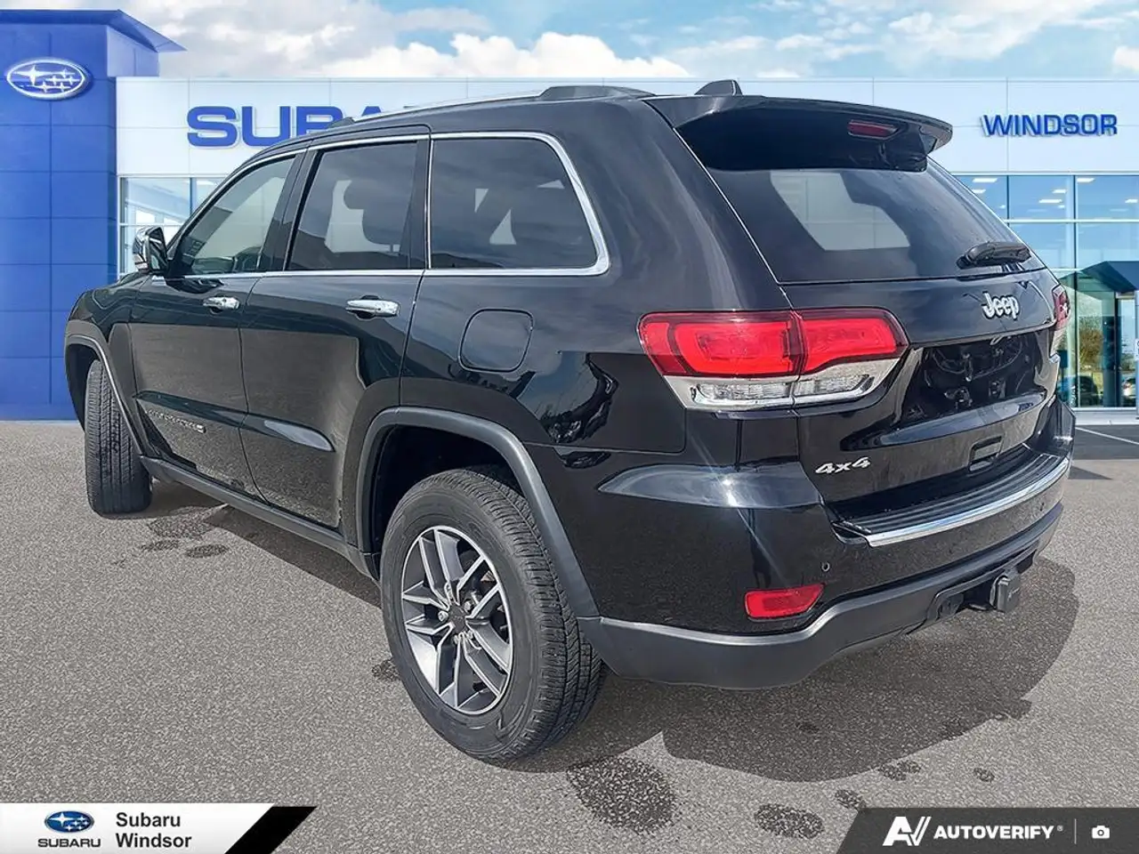 Jeep Grand Cherokee снимка Jeep Grand Cherokee