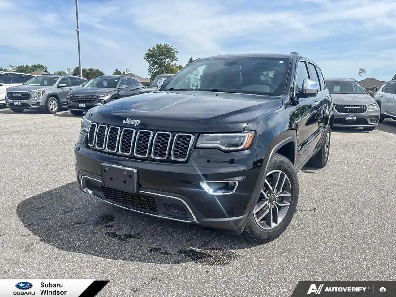 Jeep Grand Cherokee снимка Jeep Grand Cherokee