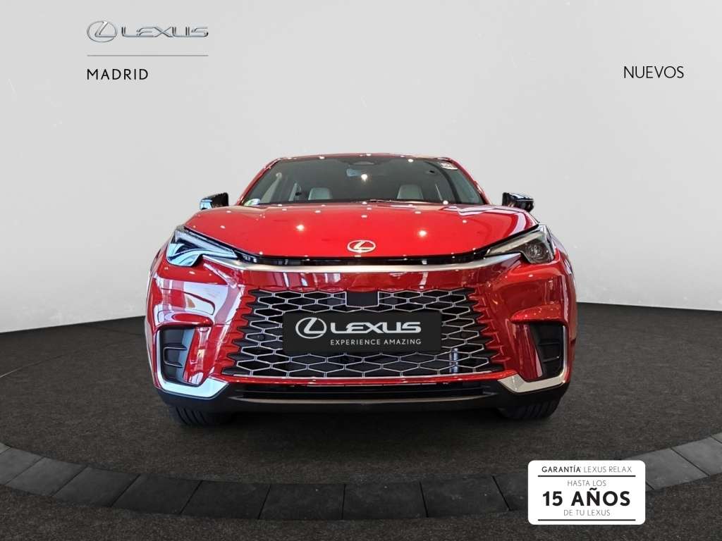 Lexus LBX Emotion - foto 1