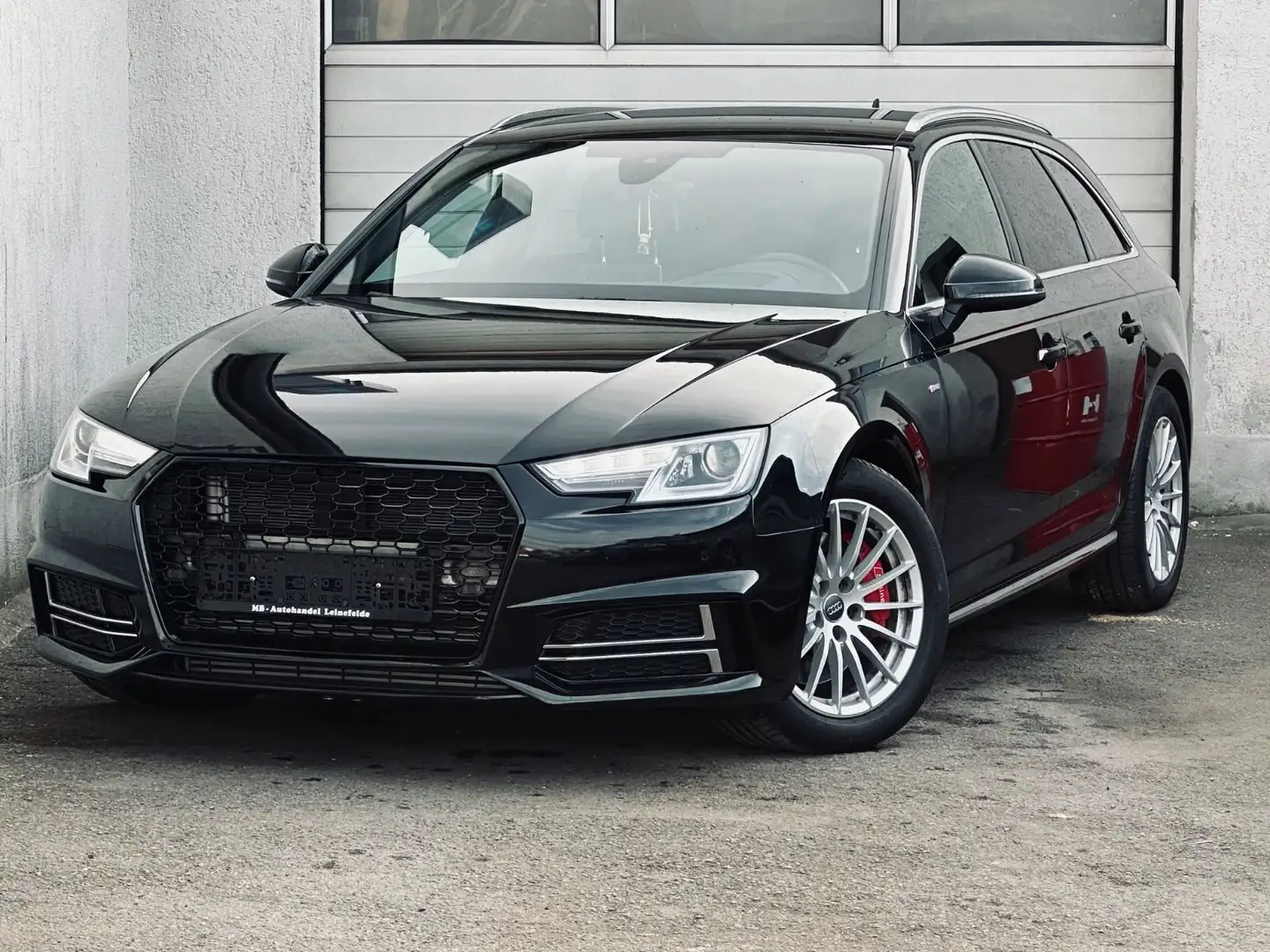 Audi A4 3.0 TDI Avant quattro sport S-Line*HEADUP*AHK Schwarz - 1