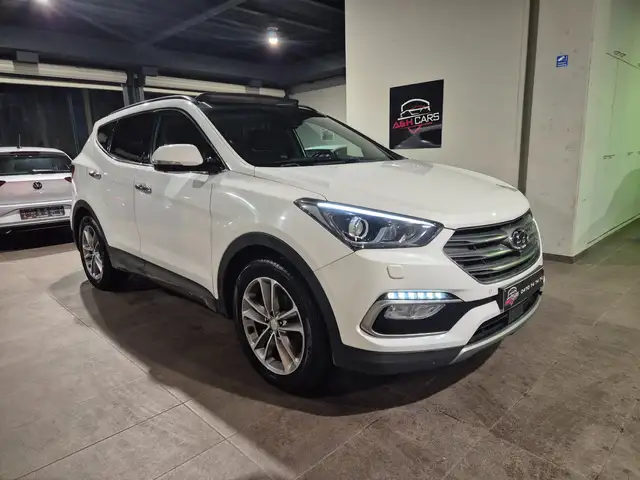 Hyundai SANTA FE Santa Fe blue 2.2 CRDI 2WD Automatik Family+