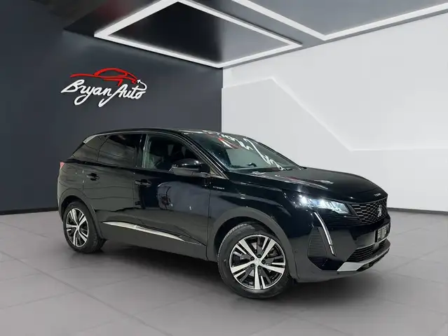 Peugeot 3008 view 2