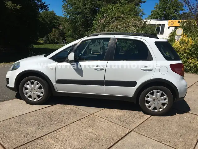 Suzuki SX4 view 8