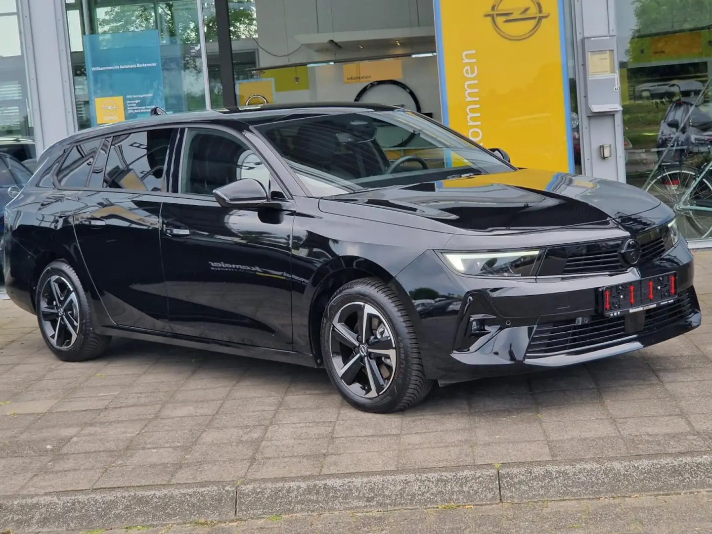Opel Astra ST GS **Navi/Kamera 360 Grad/Sitzheizung** Noir - 2