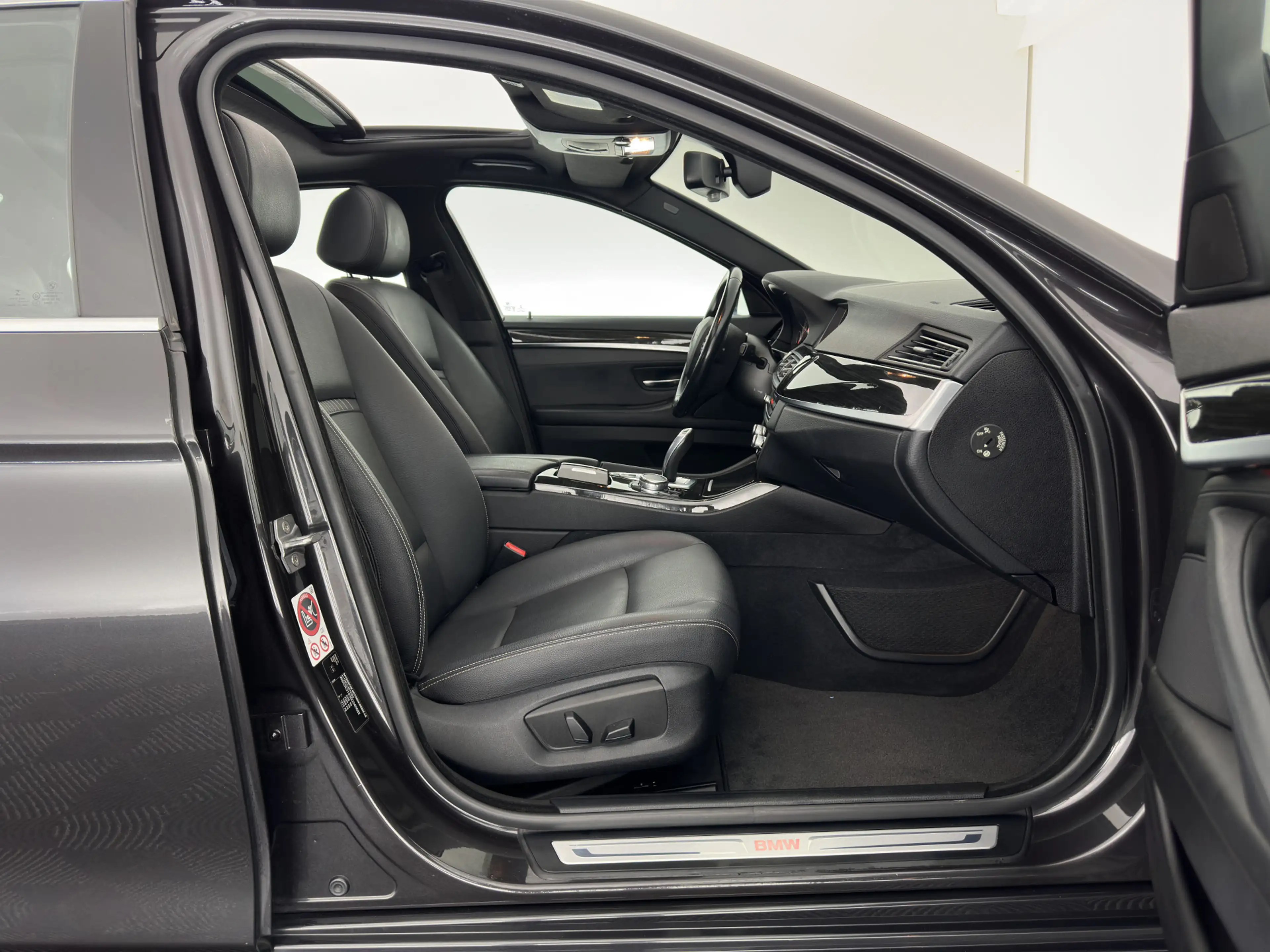 BMW 518 5-serie 518d Luxury-Line High Executive Aut. *PANO — photo 12