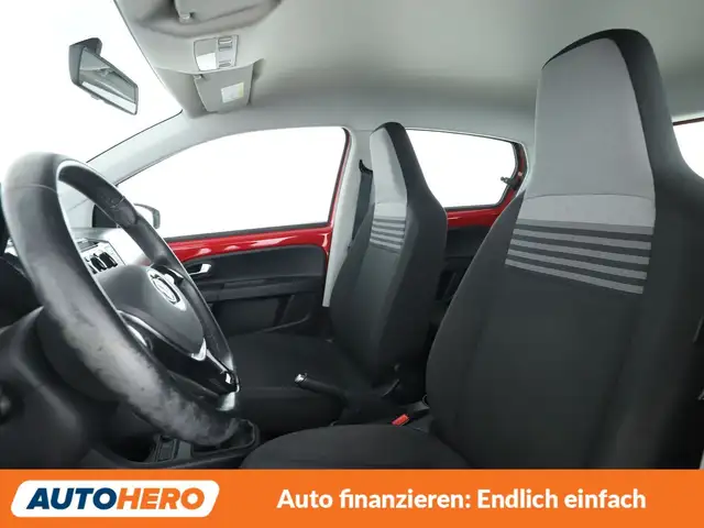 Volkswagen up! view 10