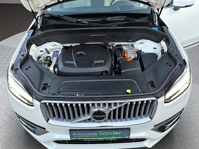 Volvo XC90 T8 AWD Recharge PHEV Ultra Bright Geartronic Ansicht 10