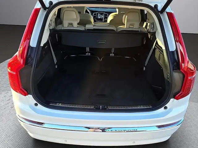 Volvo XC90 T8 AWD Recharge PHEV Ultra Bright Geartronic Ansicht 9