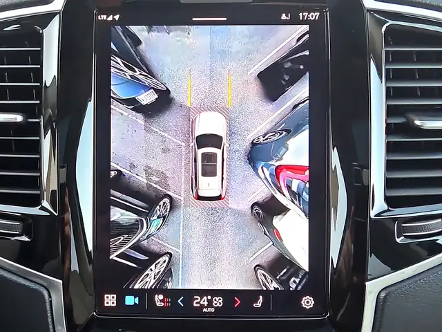 Volvo XC90 T8 AWD Recharge PHEV Ultra Bright Geartronic Ansicht 23