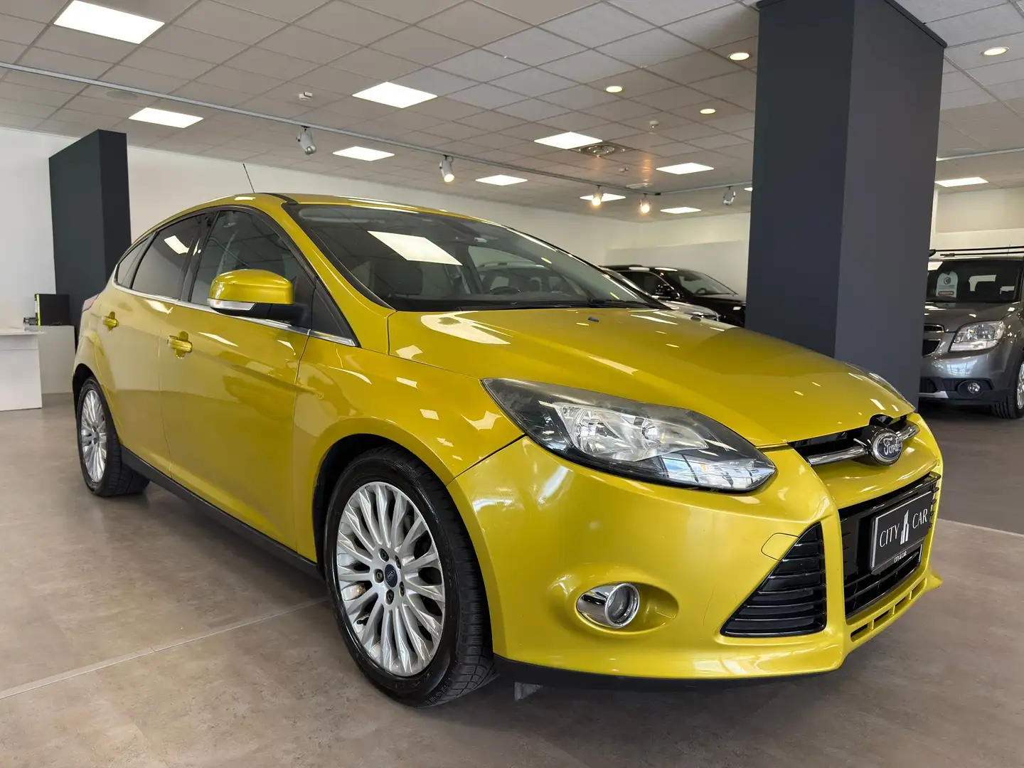 Ford Focus Focus III 2011 5p 1.6 tdci Titanium 115cv Oro - 1