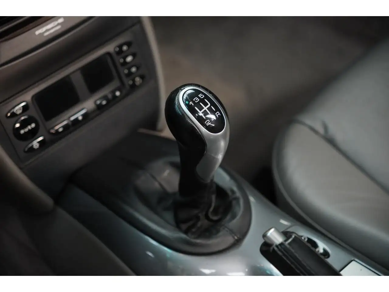Porsche Boxster 2.7 220CV BVM5 - Sièges chauffants - Jantes Turbo Look, foto 11