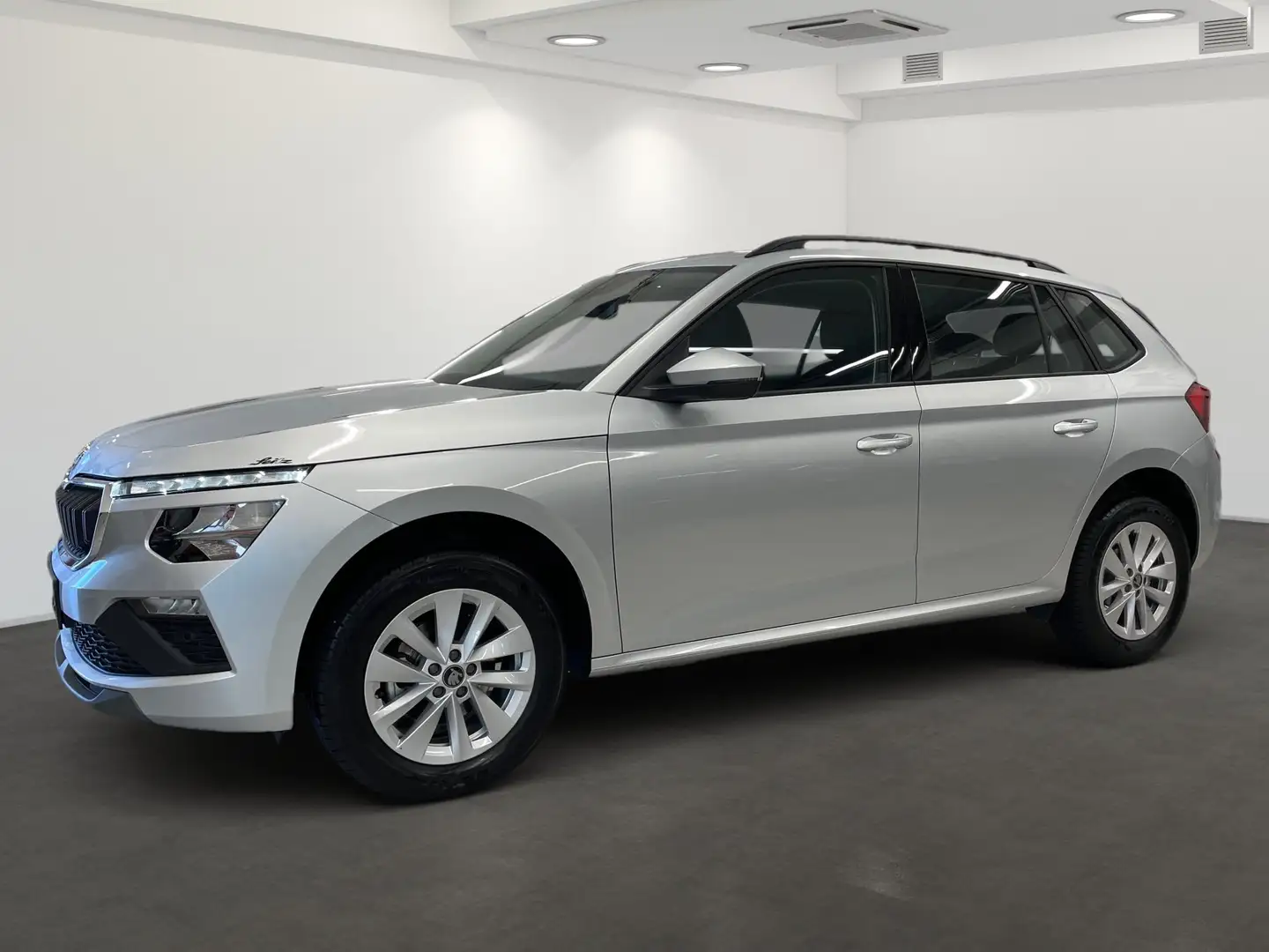 Skoda Kamiq 1.0 TSI Selection *KAMERA*LED*SITZH* Silber - 2