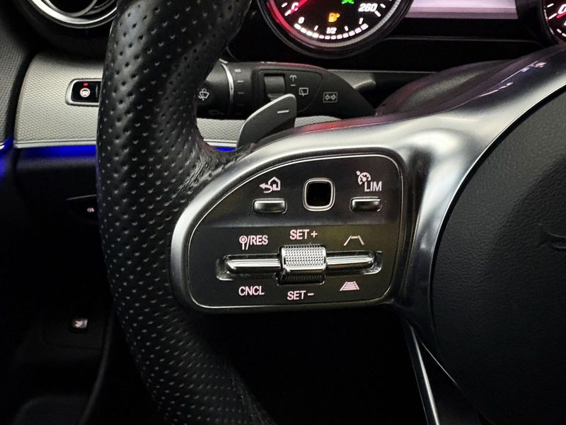 Mercedes-Benz E 220 E 220 T d AMG Line Distro+Totwinkel+LED-HP — photo 13
