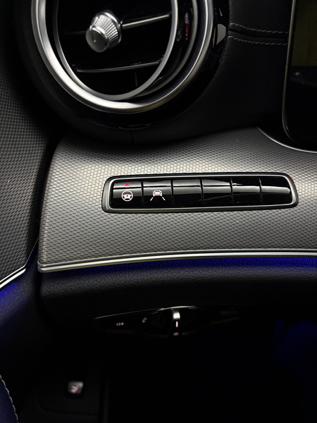 Mercedes-Benz E 220 E 220 T d AMG Line Distro+Totwinkel+LED-HP — photo 15