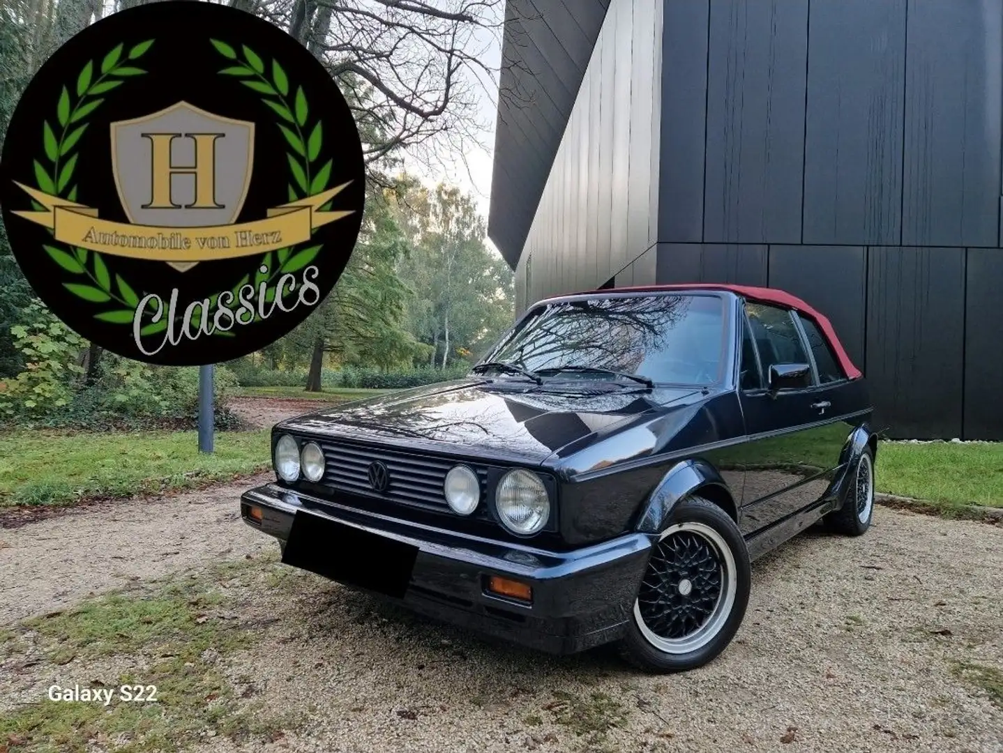 Volkswagen Golf 1 Cabriolet ,, Erdbeerkörbchen" H-Zul. Schwarz - 1