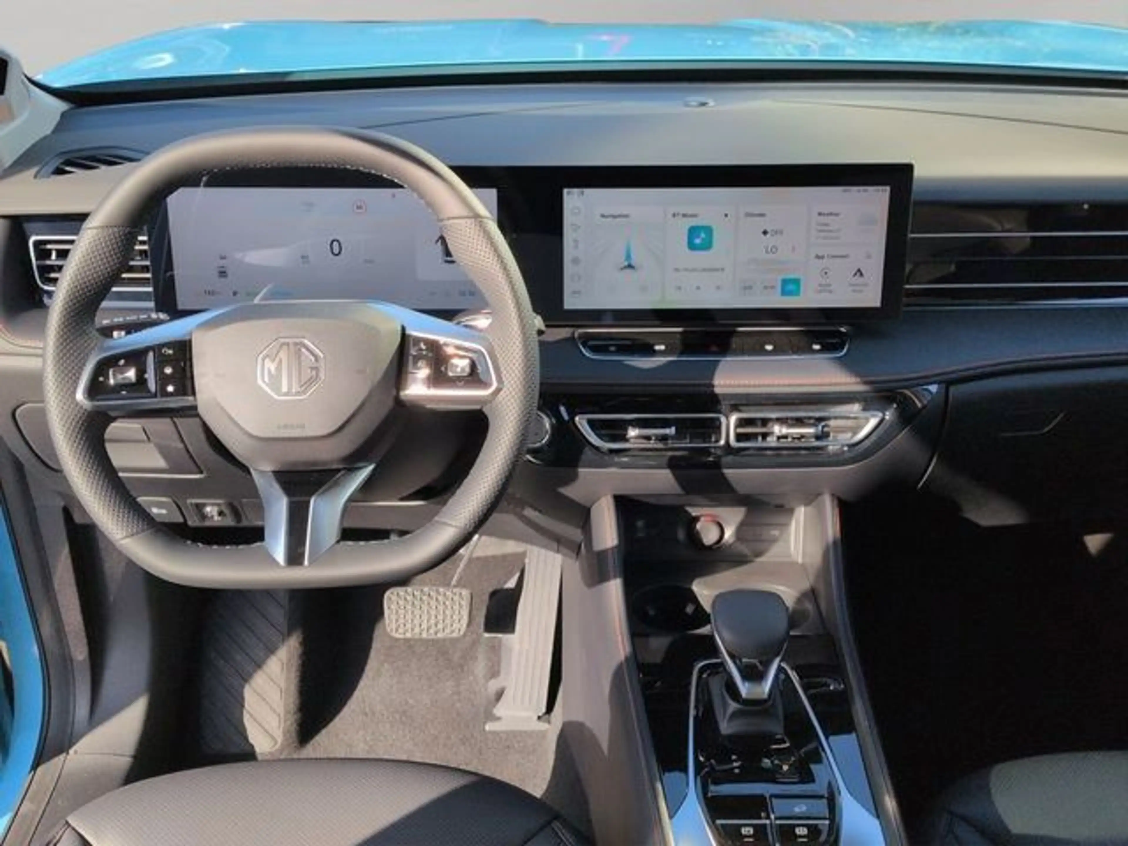 MG HS Hybrid 200 kW Luxury — photo 11