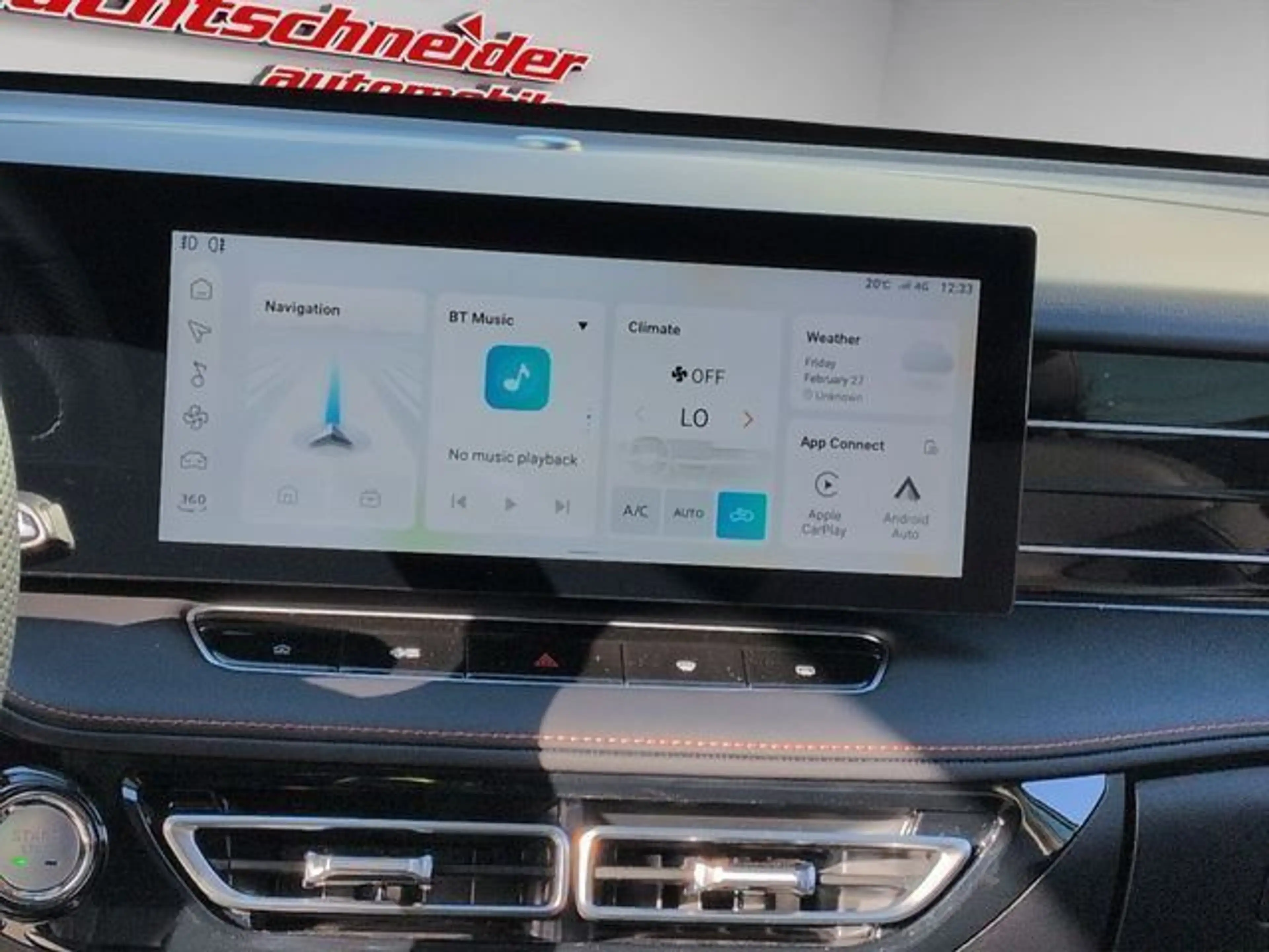 MG HS Hybrid 200 kW Luxury — photo 13