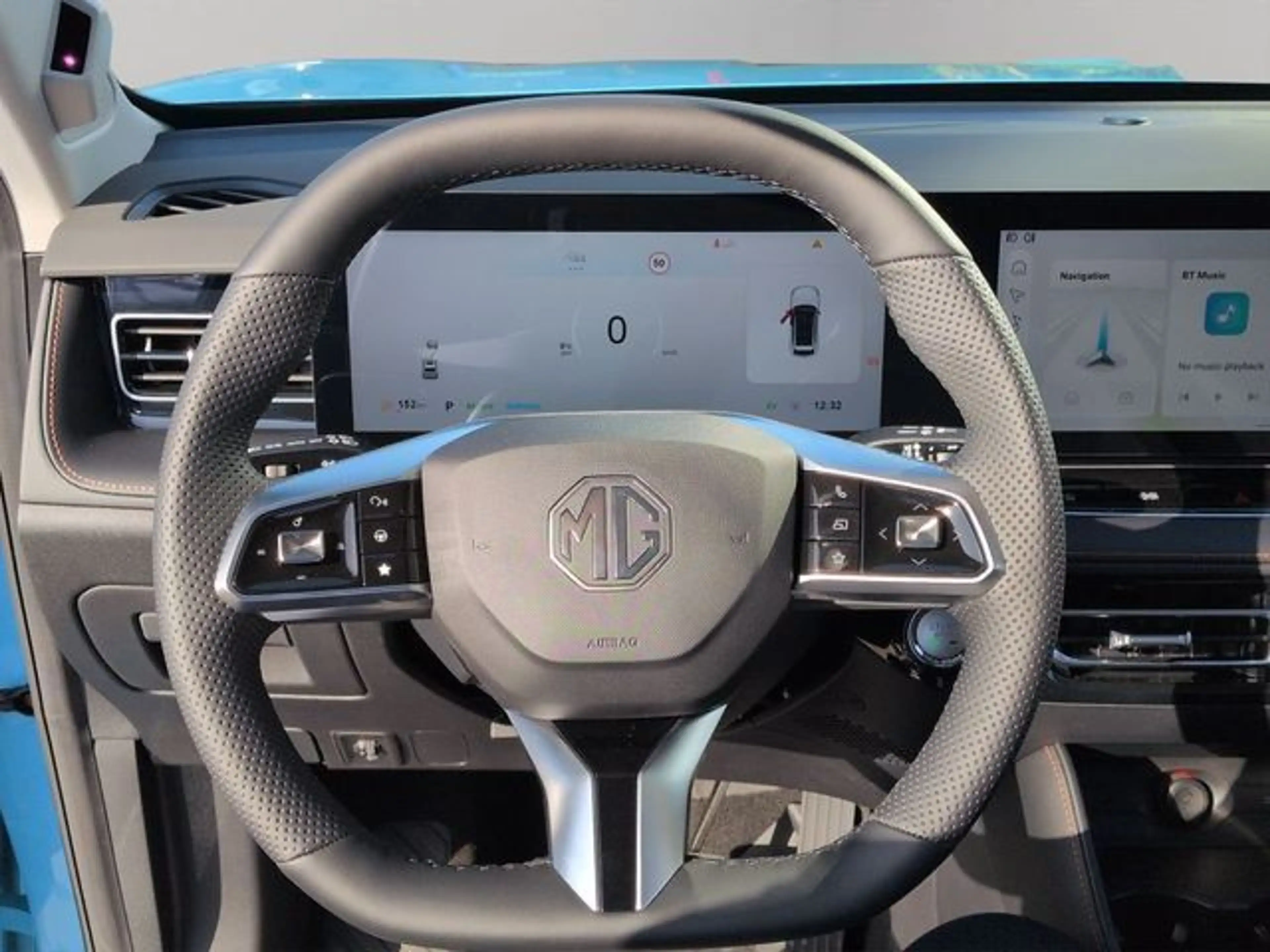 MG HS Hybrid 200 kW Luxury — photo 10