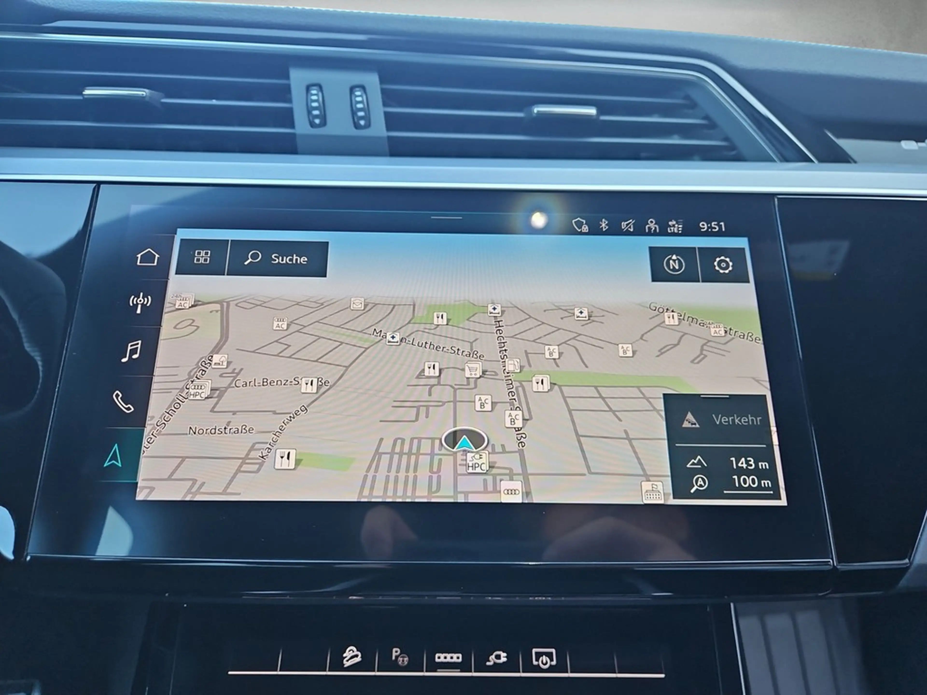 Audi Q8 e-tron advanced 50 quattro *S line*SOH 99%* — photo 11