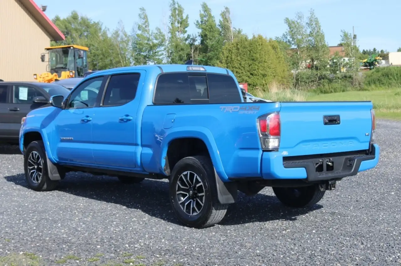 Toyota Tacoma снимка Toyota Tacoma