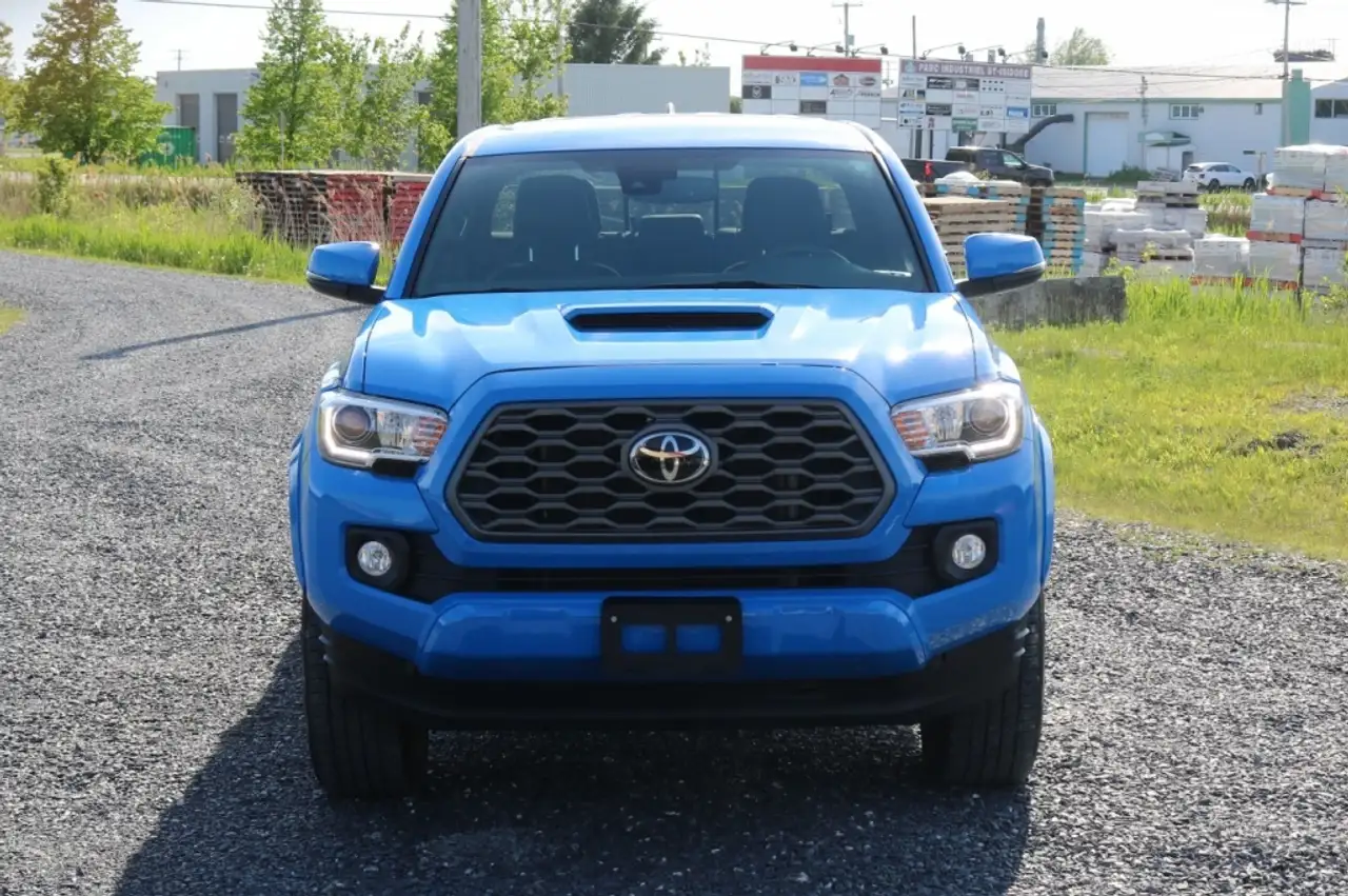 Toyota Tacoma снимка Toyota Tacoma