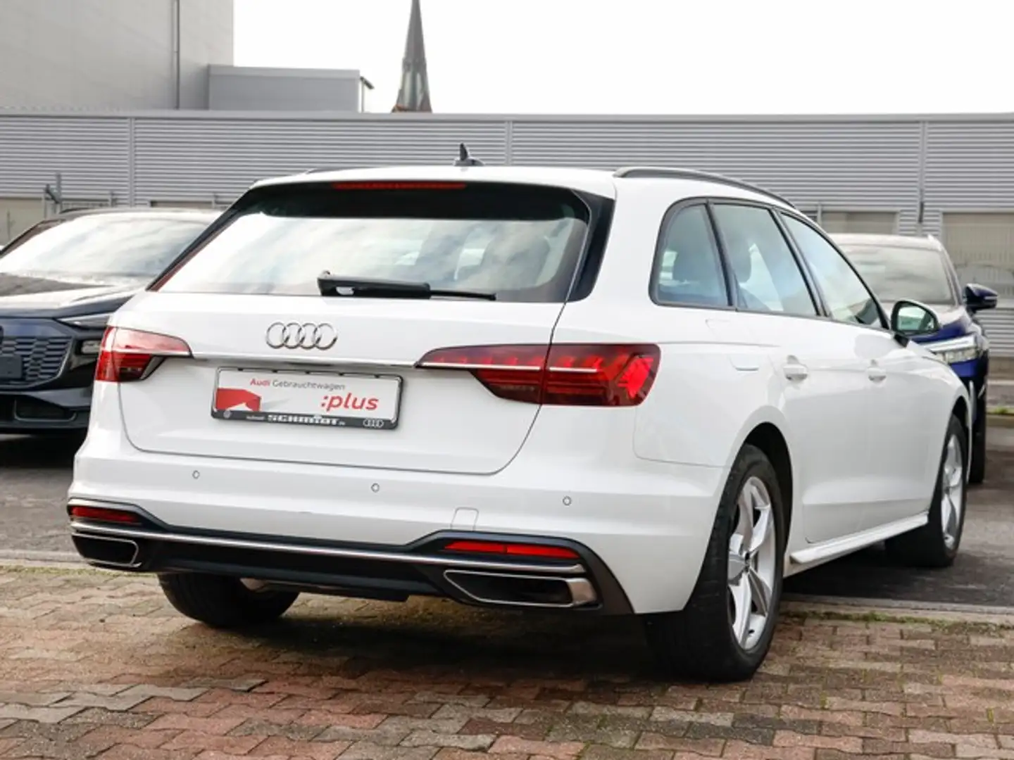 Audi A4 Avant 35 TFSI Advanced S line Pano AHK LED Navi... Weiß - 2
