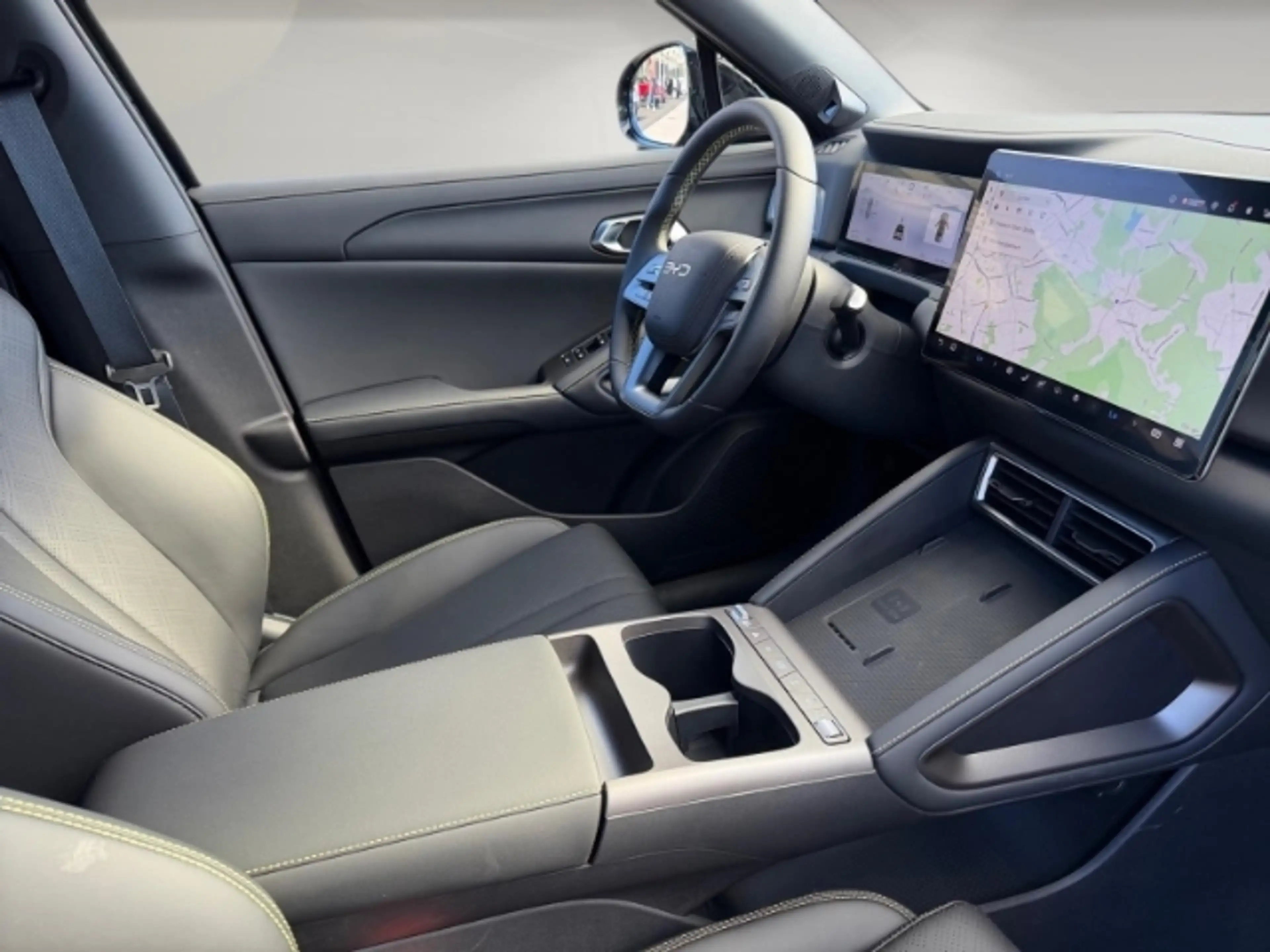 BYD Atto 2 DM-i 1.5 Boost (156 kW 212 PS)/Totwinkelass./Carpl — photo 14