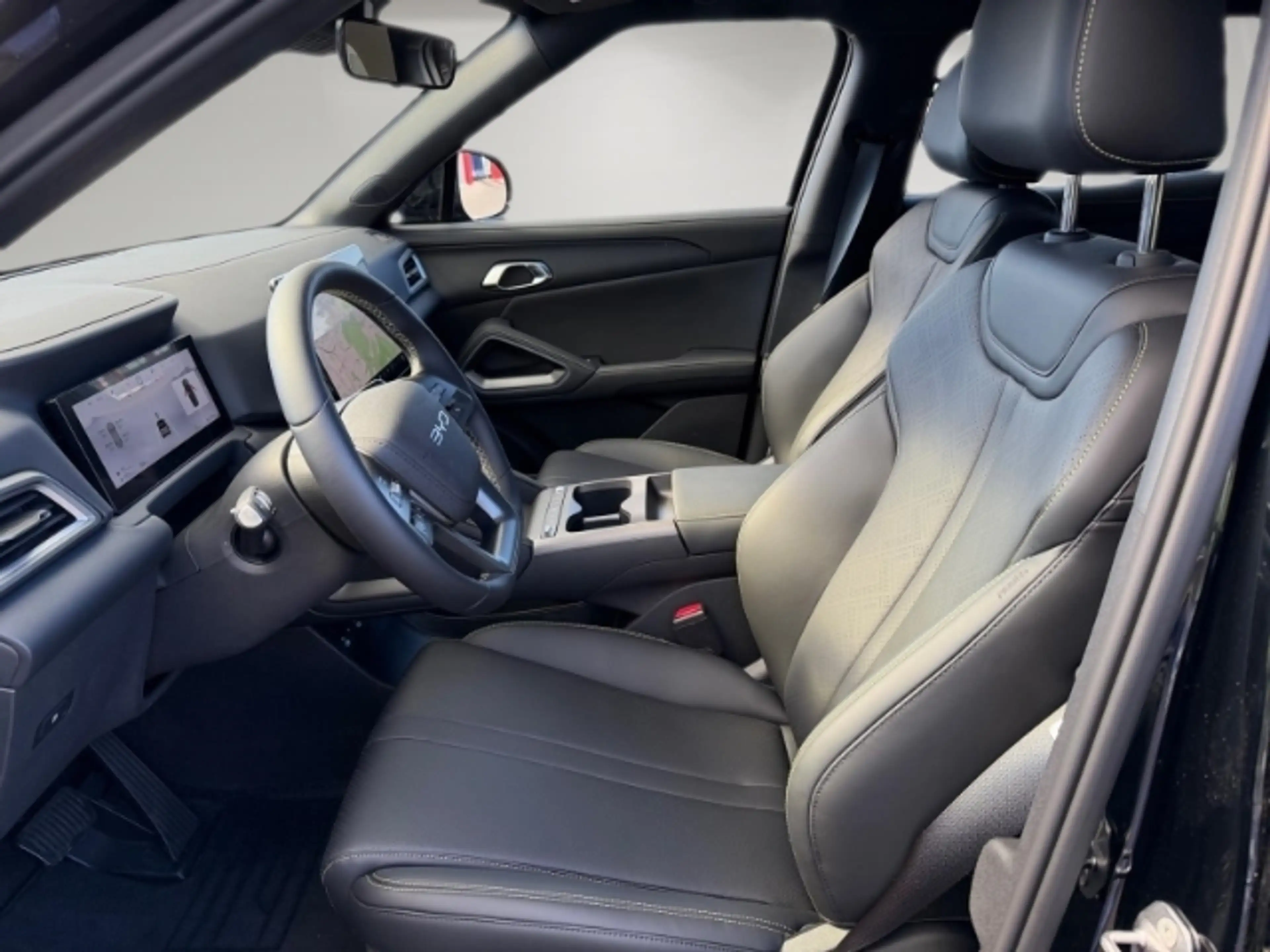 BYD Atto 2 DM-i 1.5 Boost (156 kW 212 PS)/Totwinkelass./Carpl — photo 8
