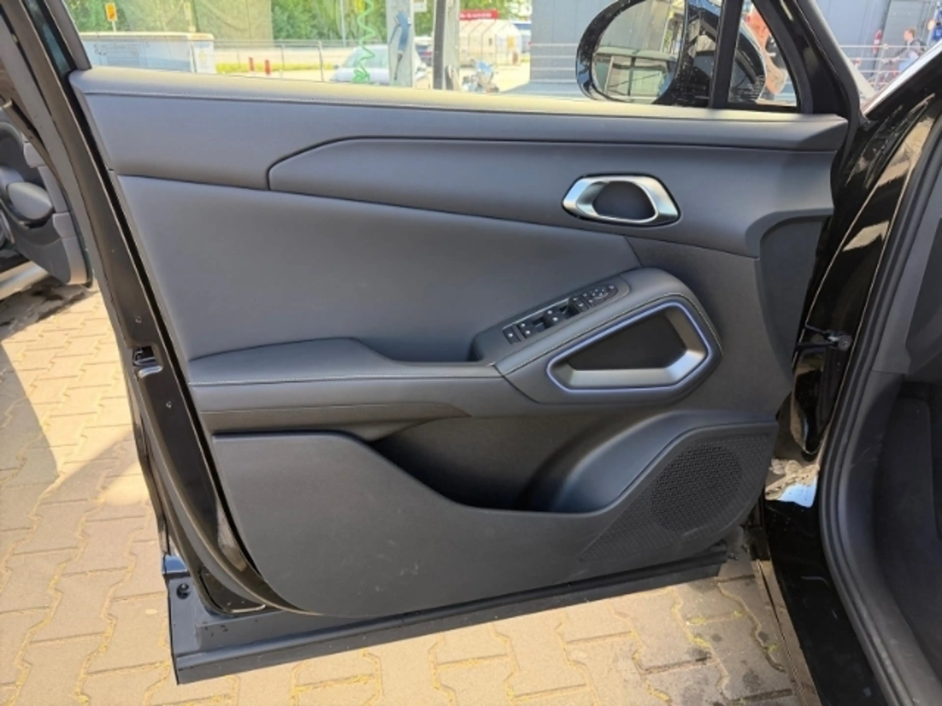 BYD Atto 2 DM-i 1.5 Boost (156 kW 212 PS)/Totwinkelass./Carpl — photo 15