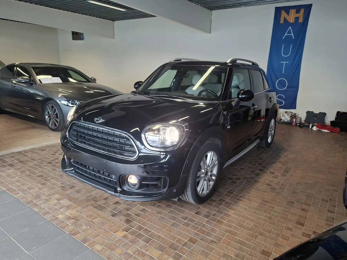 MINI Cooper Countryman Mini Cooper / TOIT PANO / 12MAAND GARANTIE Zwart - 1