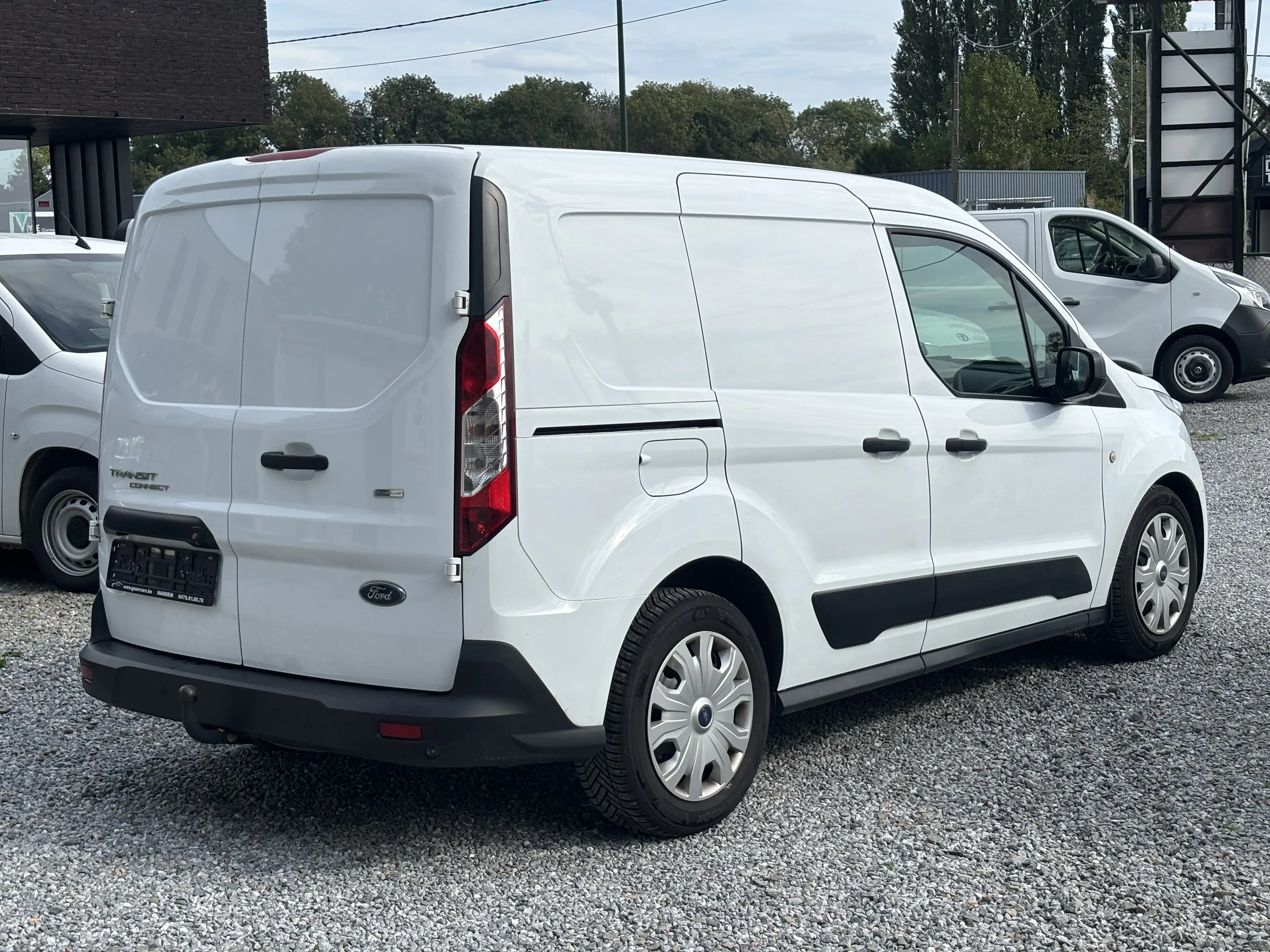 Ford Transit Connect 1.5 TDCi NAVIGATION-CLIM-3 PLACES — photo 4