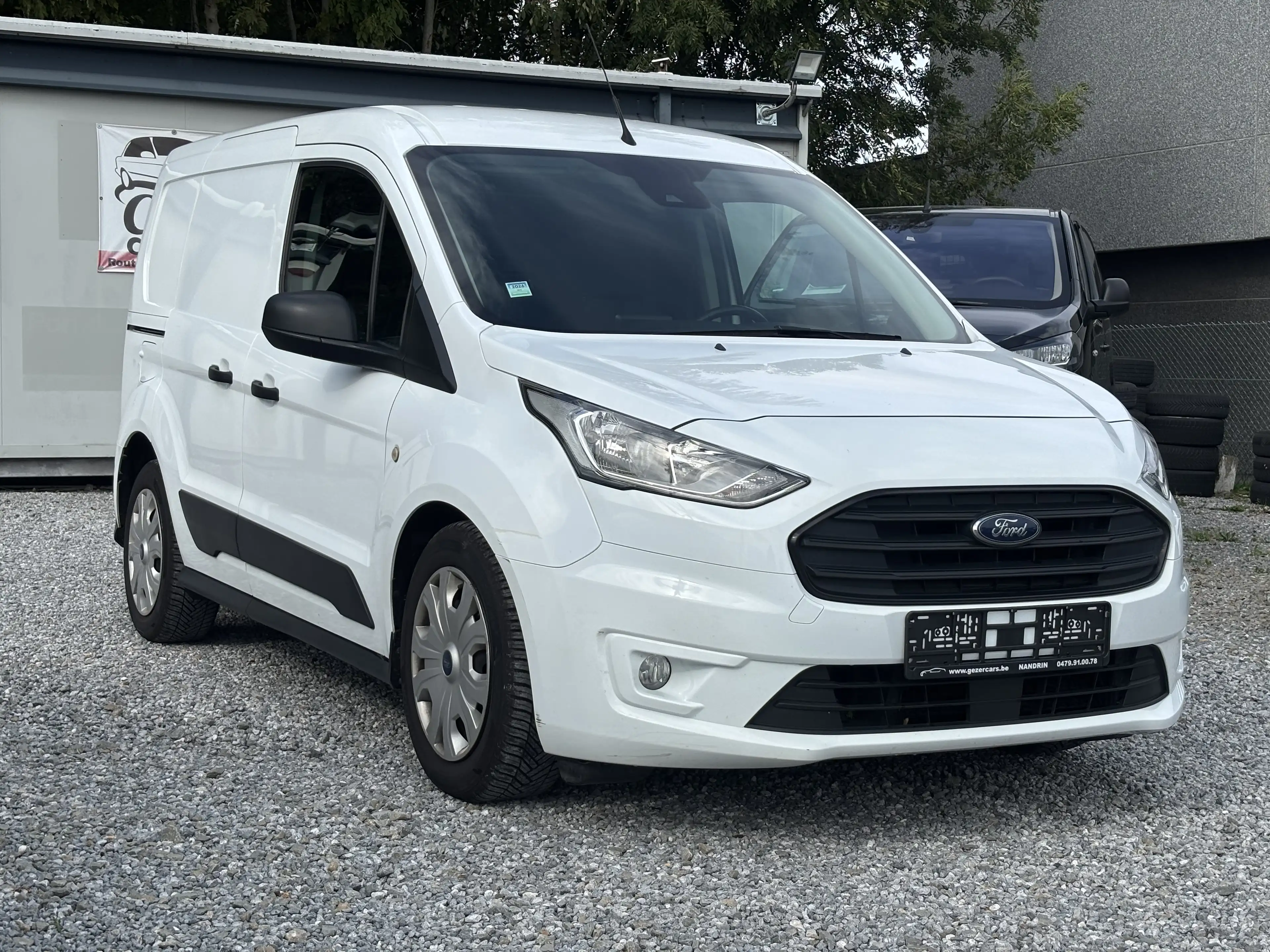 Ford Transit Connect 1.5 TDCi NAVIGATION-CLIM-3 PLACES — photo 3