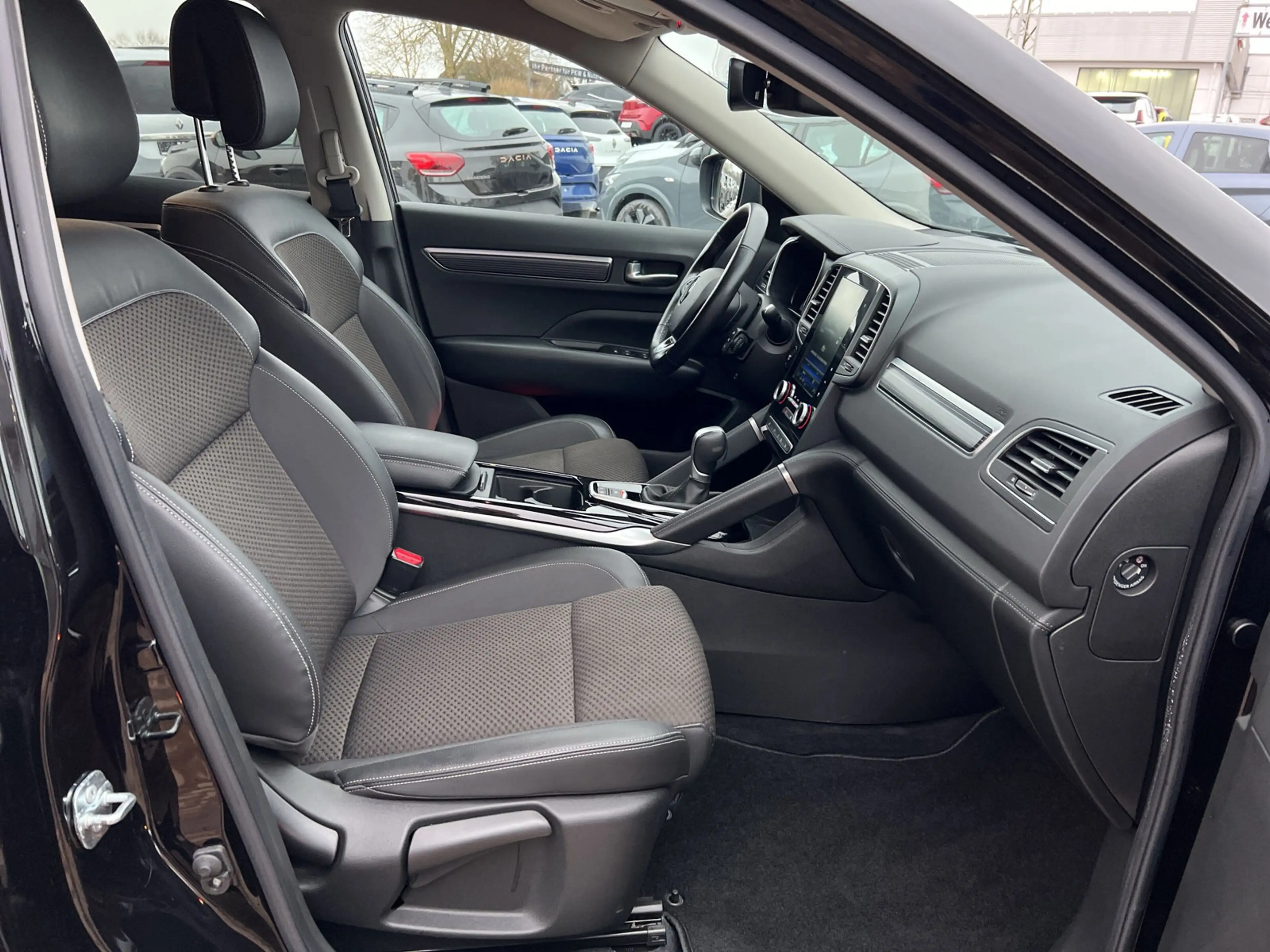 Renault Koleos dCi 185 CVT Intens SHZ+LED+RFK — photo 4