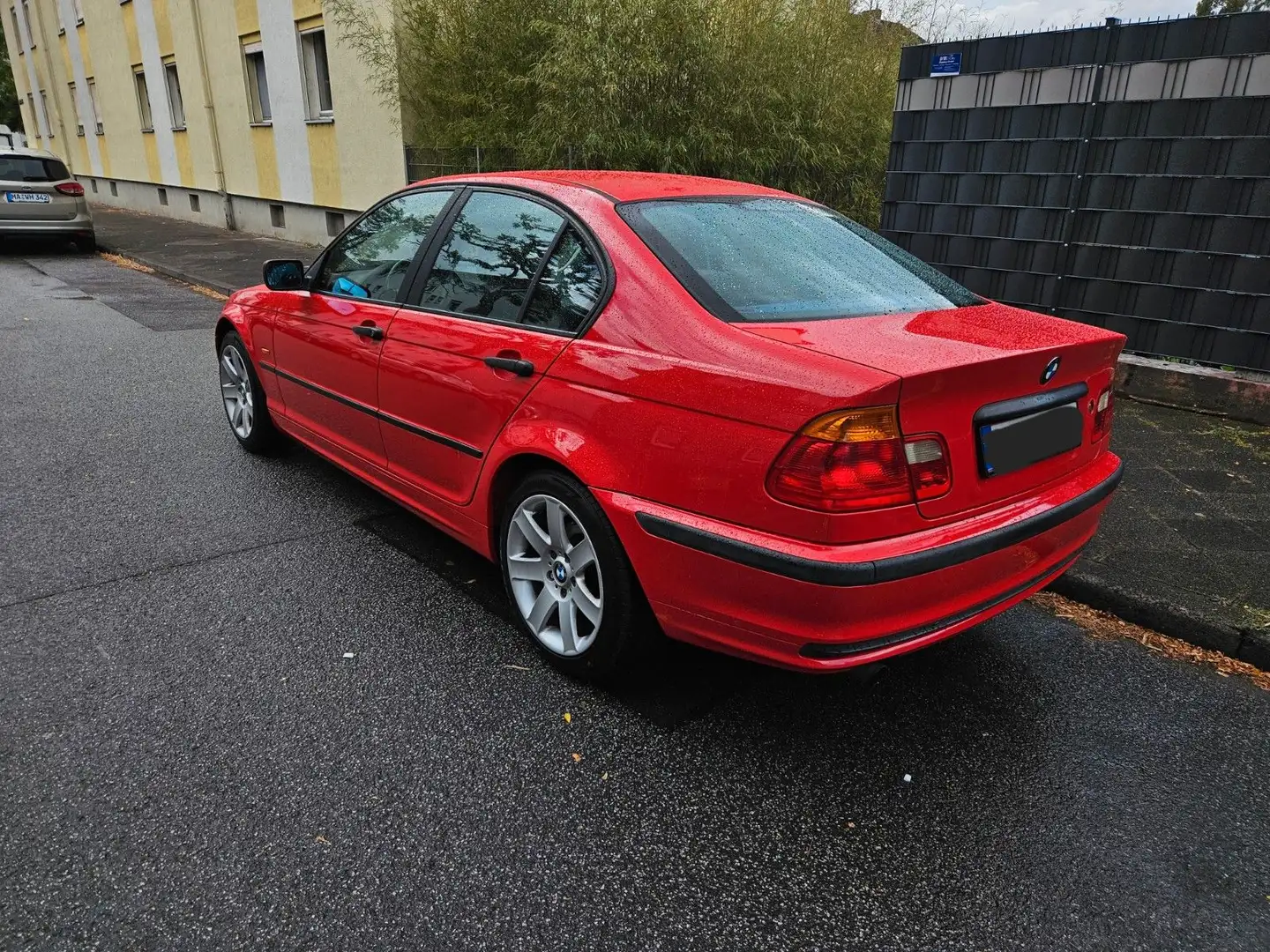 BMW 316 i / Gepflegt / TÜV NEU Rouge - 2