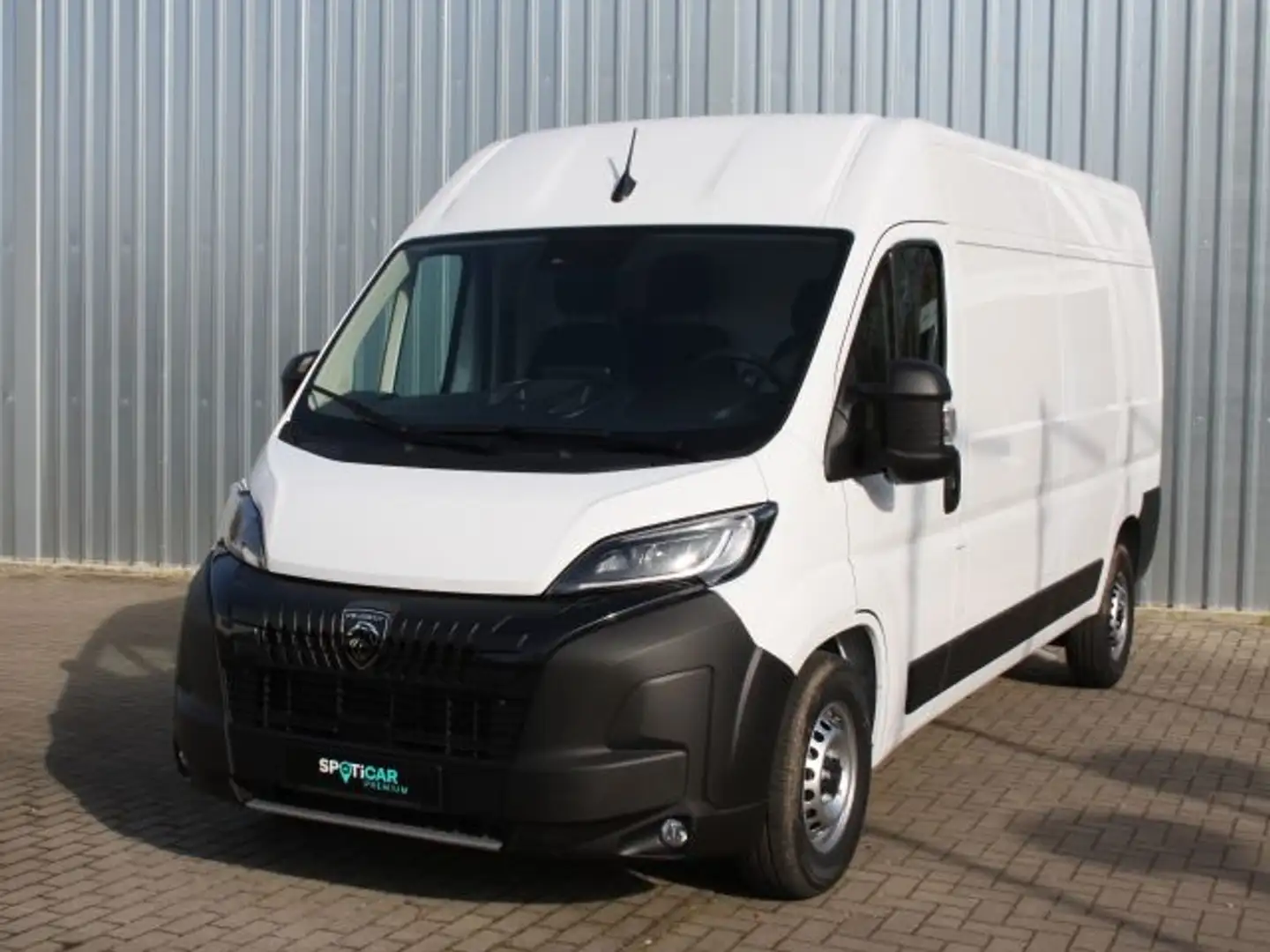 Peugeot 2.2 BlueHDi 140 L3H2 Autm. Blanc - 1