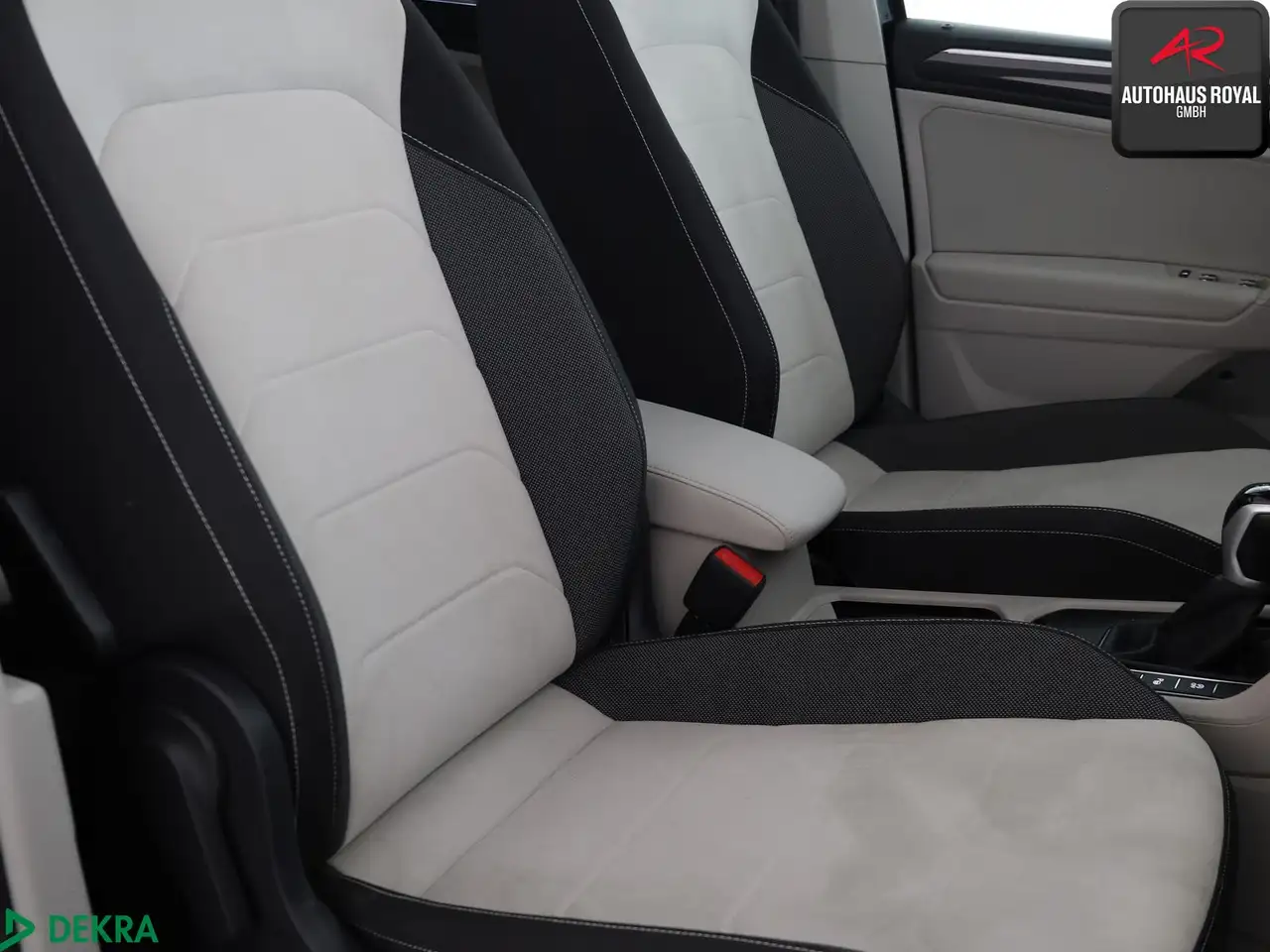 Volkswagen Tiguan Tiguan 2.0 TDI Elegance MATRIX,PANO,360GRAD,ACC 11