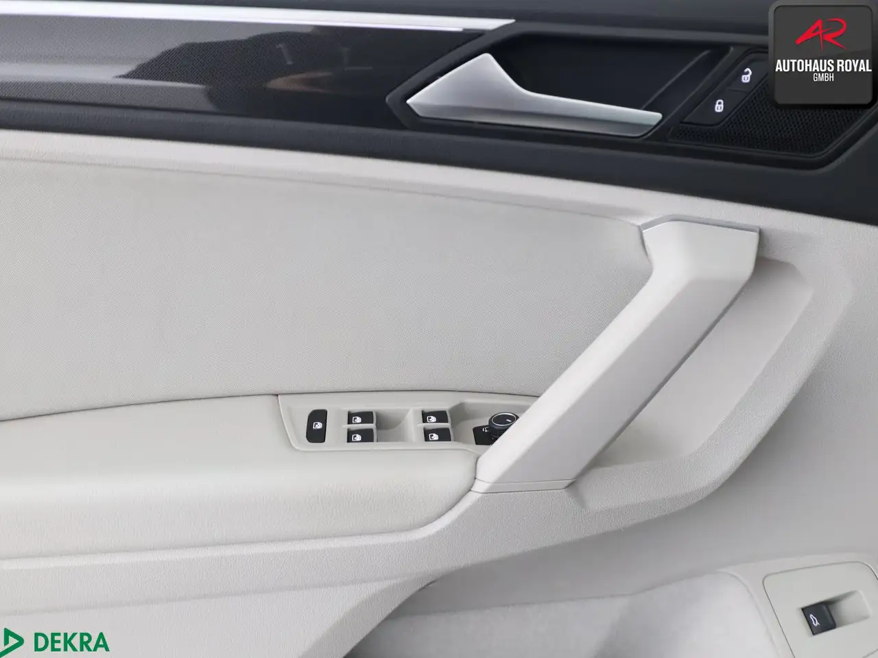 Volkswagen Tiguan Tiguan 2.0 TDI Elegance MATRIX,PANO,360GRAD,ACC 14