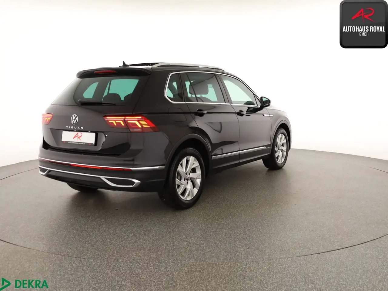 Volkswagen Tiguan Tiguan 2.0 TDI Elegance MATRIX,PANO,360GRAD,ACC 5